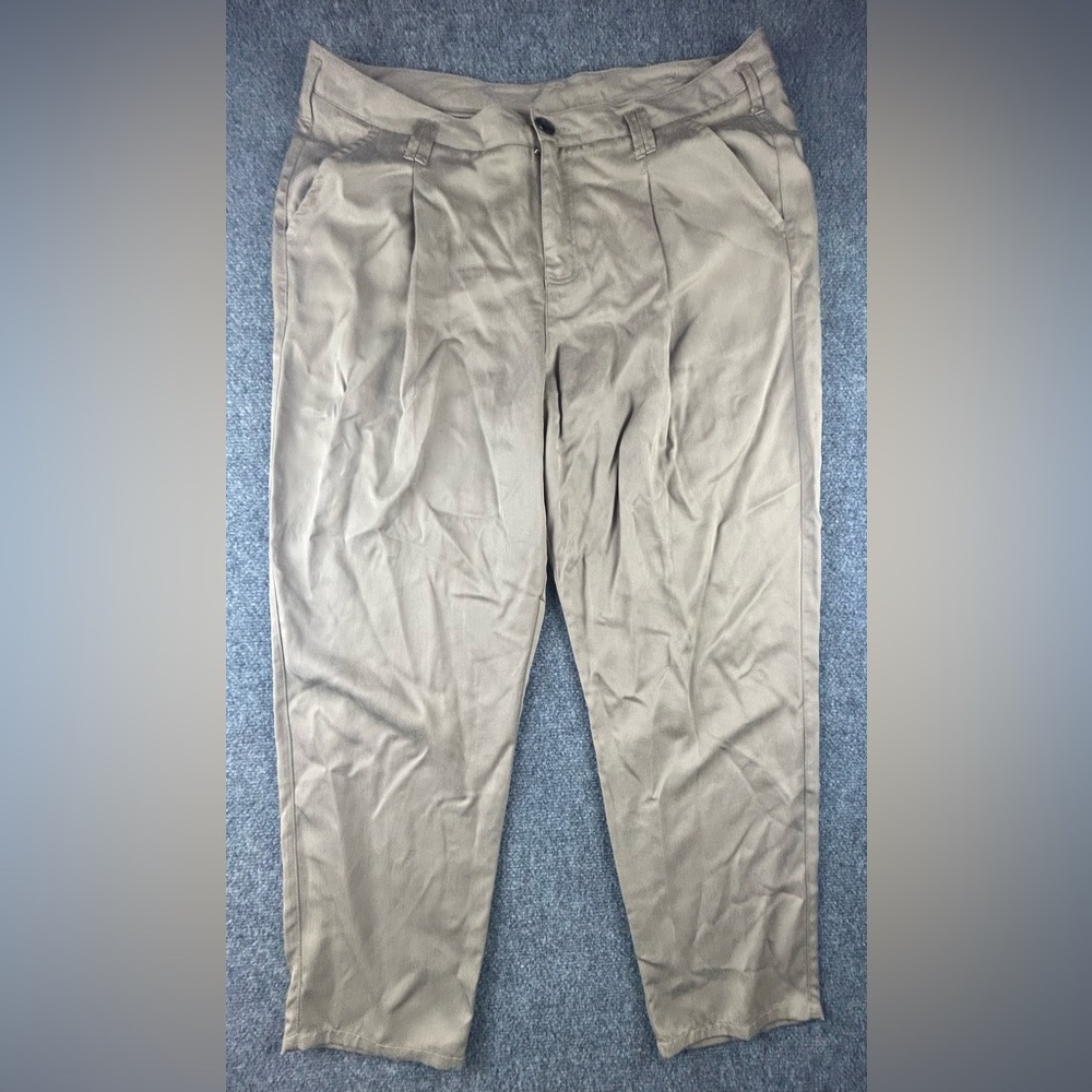 Sundance Pants Women's 100% Tencel Khaki 16 Casual Career Pleated